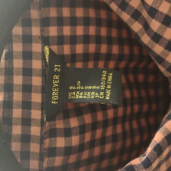 Forever 21 plaid shirt pink & blue. - Picture 3 of 4